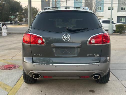 Cyber Gray Metallic 2011 Buick Enclave 2XL