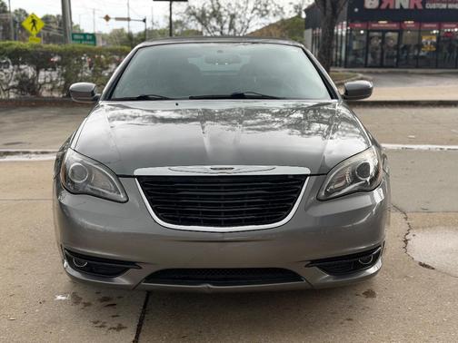 Tungsten Metallic Clearcoat 2013 Chrysler 200 S