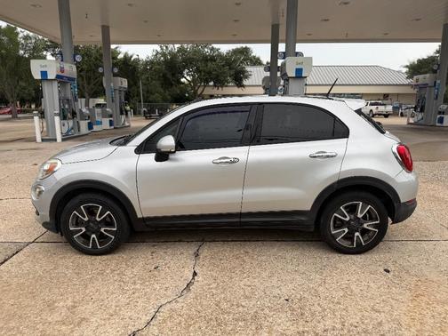 Nero Cinema (Black Clear Coat) 2016 FIAT 500X Easy