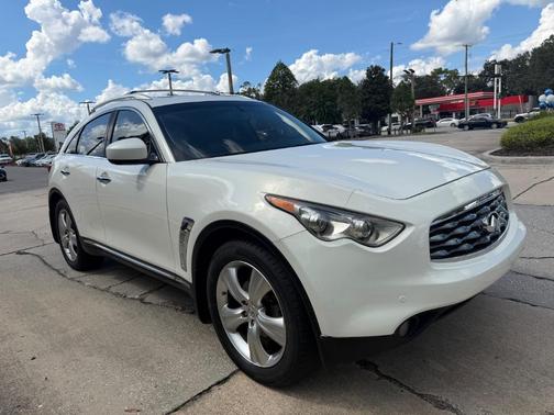 Moonlight White 2011 INFINITI FX35 Base
