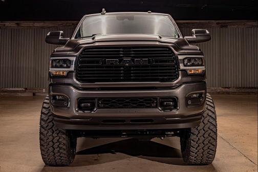 2021 RAM 2500 Laramie Crew Cab 4x4 6'4' Box
