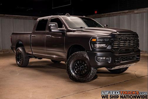 2026 RAM 2500 Tradesman Crew Cab 4x4 6'4' Box