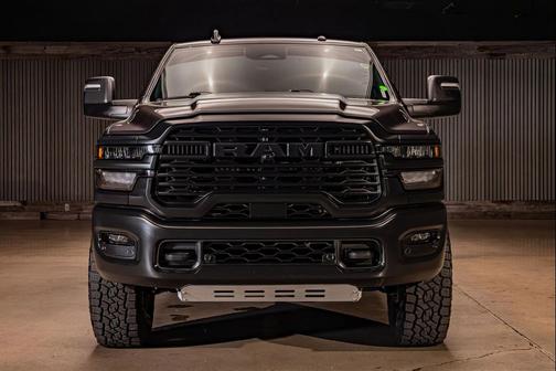 2026 RAM 2500 Tradesman Crew Cab 4x4 6'4' Box