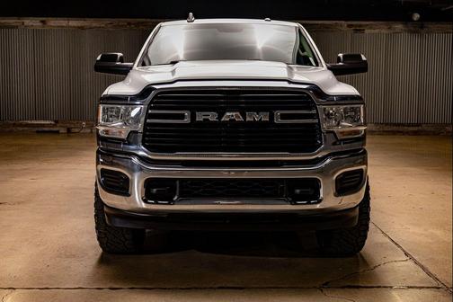2020 RAM 2500 Big Horn Crew Cab 4X4 6'4' Box