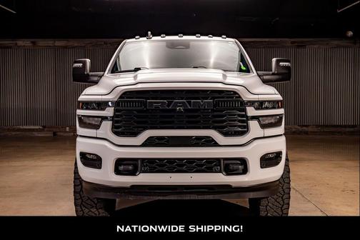 2025 RAM 3500 Big Horn Crew Cab 4x4 8' Box