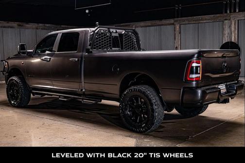 2024 RAM 3500 Laramie Crew Cab 4x4 8' Box