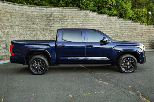 2025 Toyota Tundra Platinum