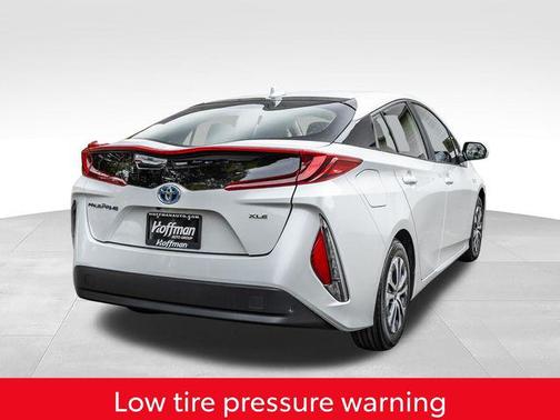 Wind Chill Pearl 2022 Toyota Prius Prime XLE