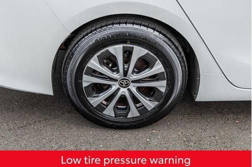 Wind Chill Pearl 2022 Toyota Prius Prime XLE