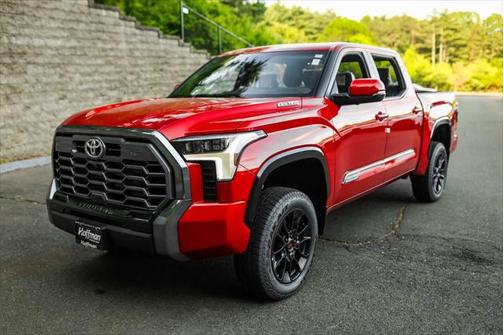 2025 Toyota Tundra Hybrid Platinum