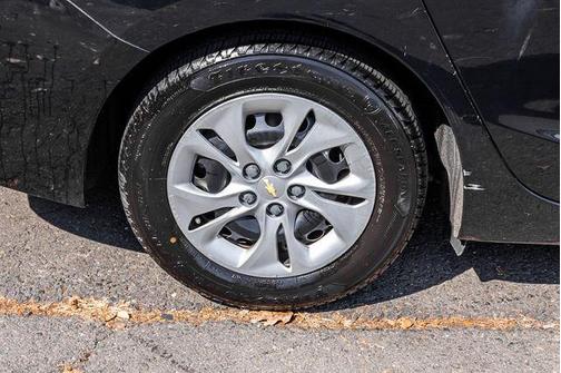 Mosaic Black Metallic 2019 Chevrolet Cruze Diesel