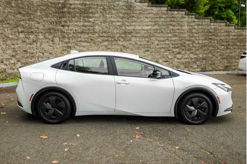 2023 Toyota Prius Prime SE