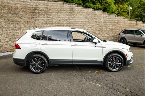 2022 Volkswagen Tiguan 2.0T SE 4MOTION