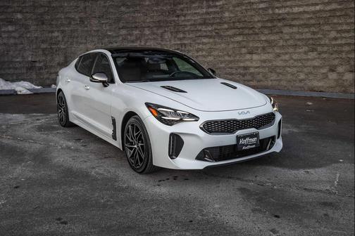 2022 Kia Stinger GT-Line