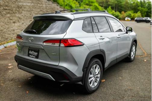 2025 Toyota Corolla Cross LE