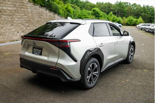 2025 Toyota bZ4X XLE