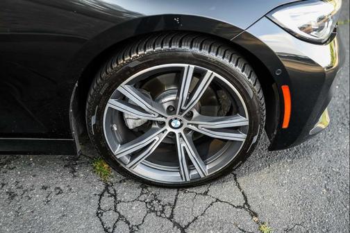 2021 BMW 330 xDrive