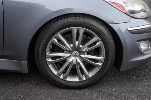 2014 Hyundai Genesis 3.8