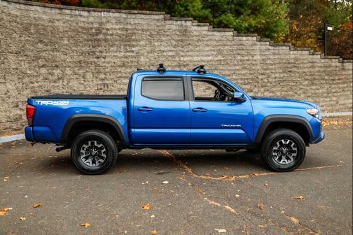2017 Toyota Tacoma Base