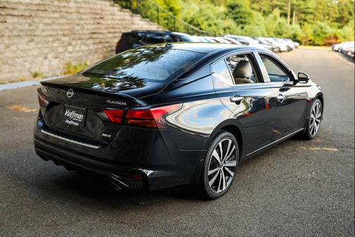 2022 Nissan Altima Platinum Intelligent AWD