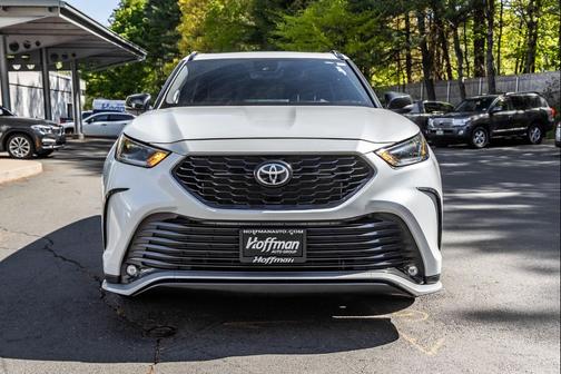 Wind Chill Pearl 2023 Toyota Highlander XSE