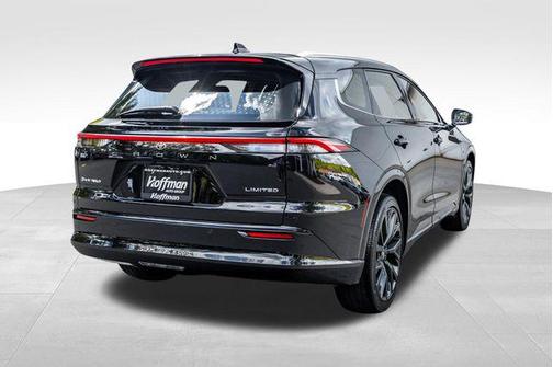 Black 2025 Toyota Crown Signia Limited