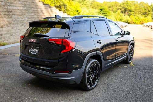 2021 GMC Terrain SLT