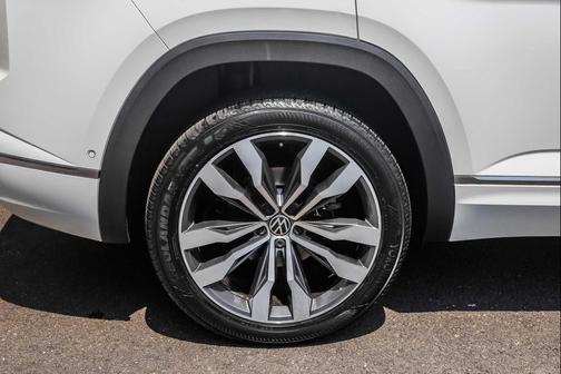 2021 Volkswagen Atlas Cross Sport 3.6L V6 SEL Premium R-Line