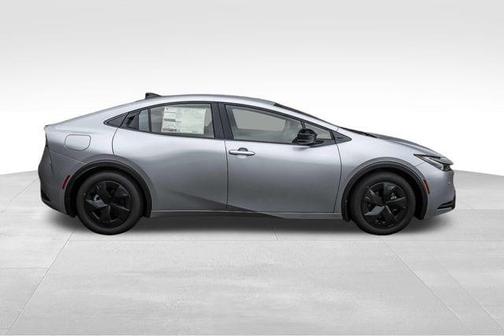 Cutting Edge 2026 Toyota Prius Plug-In Hybrid SE