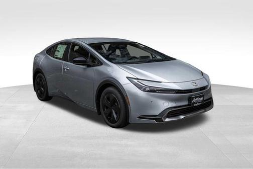 Cutting Edge 2026 Toyota Prius Plug-In Hybrid SE
