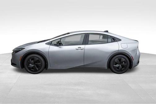 Cutting Edge 2026 Toyota Prius Plug-In Hybrid SE