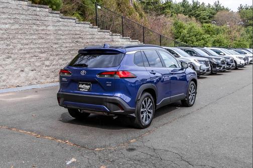 Blue Crush Metallic 2024 Toyota Corolla Cross XLE