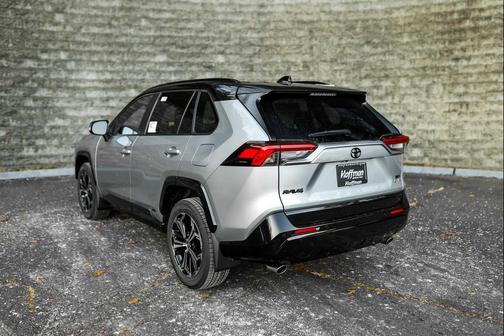 2025 Toyota RAV4 Hybrid SE