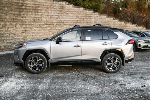 2025 Toyota RAV4 Hybrid SE