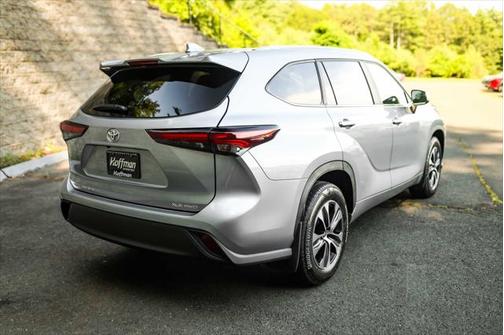 2025 Toyota Highlander XLE