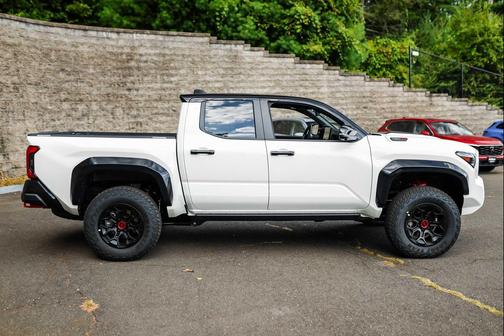 2025 Toyota Tacoma TRD Pro
