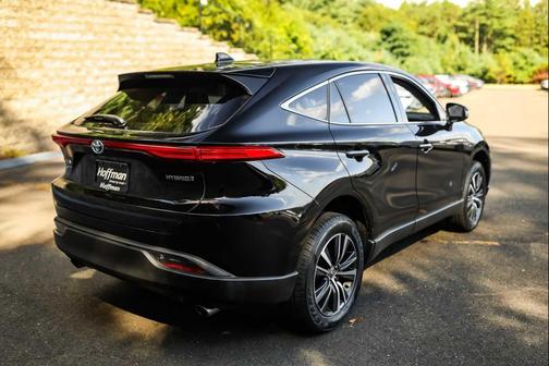 2022 Toyota Venza LE