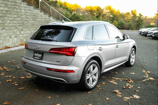 2019 Audi Q5 2.0T Premium Plus