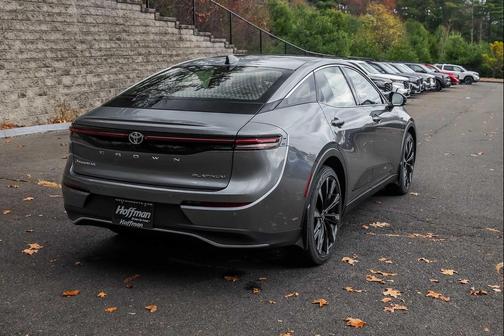 2026 Toyota Crown Platinum