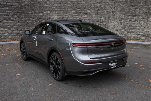 2026 Toyota Crown Platinum