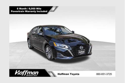 Super Black 2025 Nissan Altima 2.5 SV