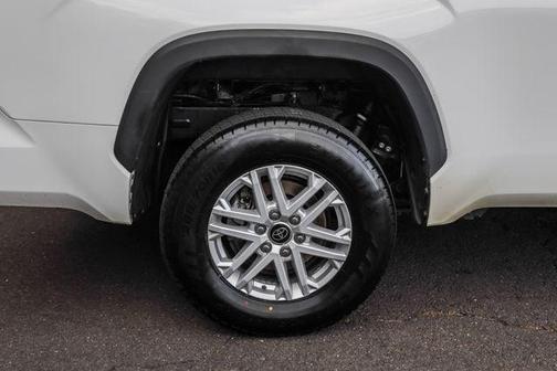 Ice Cap 2023 Toyota Tundra SR5