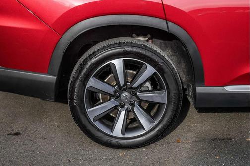 2025 Honda Pilot Touring 8-Passenger