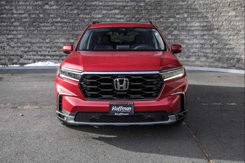 2025 Honda Pilot Touring 8-Passenger