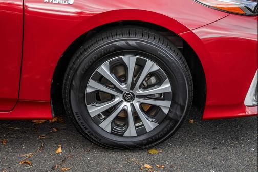 2022 Toyota Prius Prime XLE