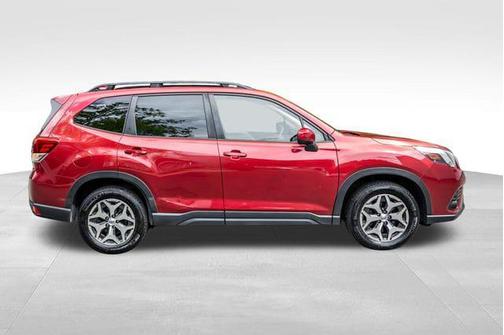 Crimson Red Pearl 2022 Subaru Forester Premium