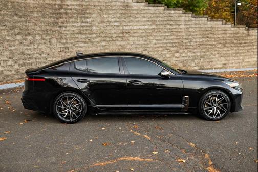 2022 Kia Stinger GT-Line