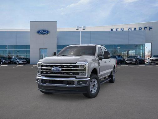 Avalanche 2026 Ford F-350 XLT