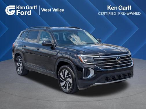 Deep Black Pearl 2026 Volkswagen Atlas 2.0T SE w/Technology 4MOTION
