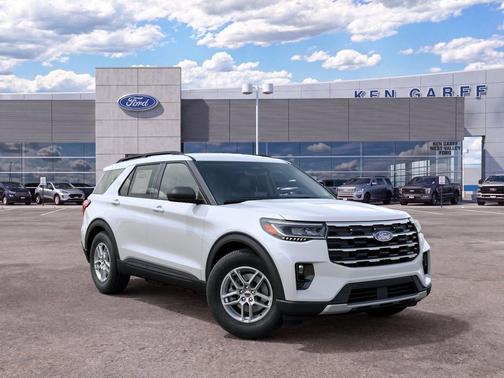 Star White Metallic Tri-Coat 2027 Ford Explorer Active